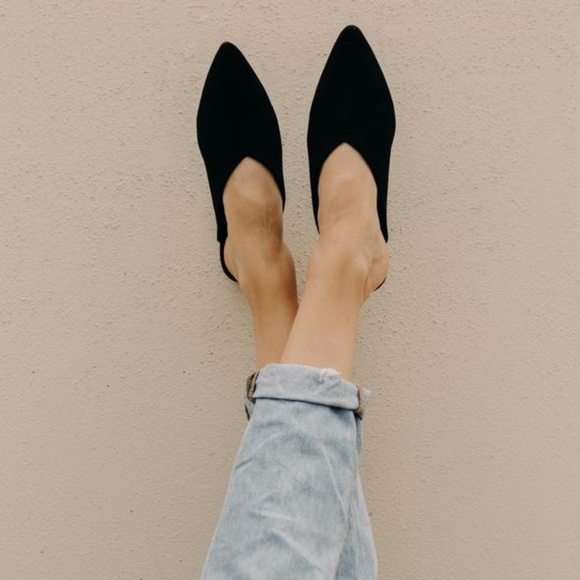 BLACK FAUX SUEDE MULE SLIDES - Picture 2 of 3